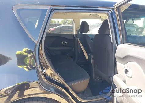 2016 Kia Soul z USA, uszkodzony, nr VIN KNDJN2A22G7303039